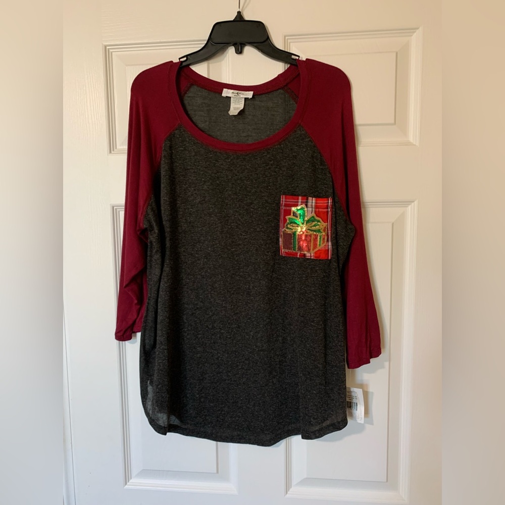 Moa Moa Gray Red Raglan 3/4 Sleeve Tee Holiday‎ Tee Plus Size 1X Casual Festive